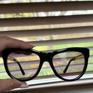 Gorgeous unique Gucci glasses